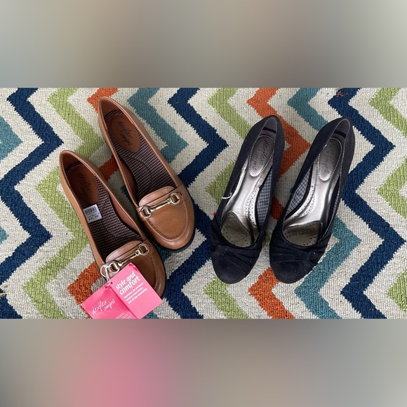 Dexflex Comfort Brown Loafers and Black Heels Set- size 9.5W - Picture 1 of 5
